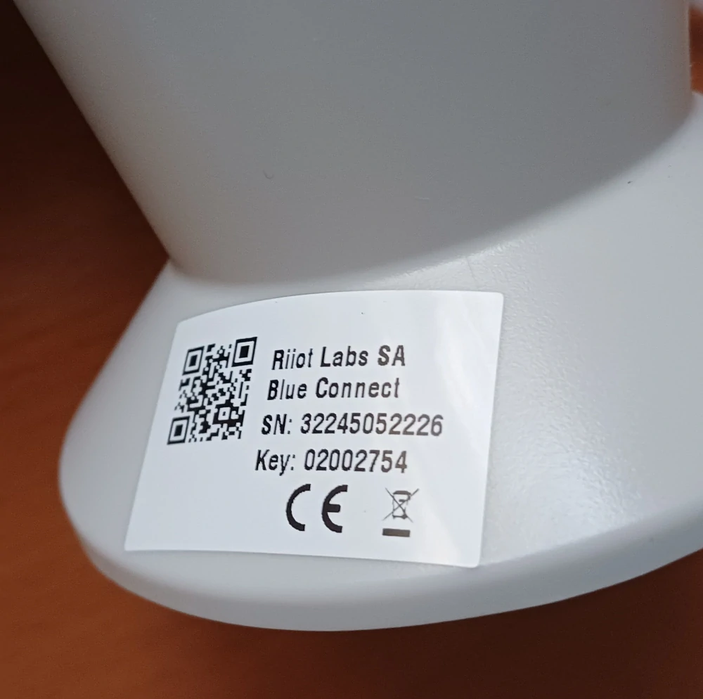 Blueriiot Blue Connect Go – chytrý analyzátor vody pro bazén a vířivku