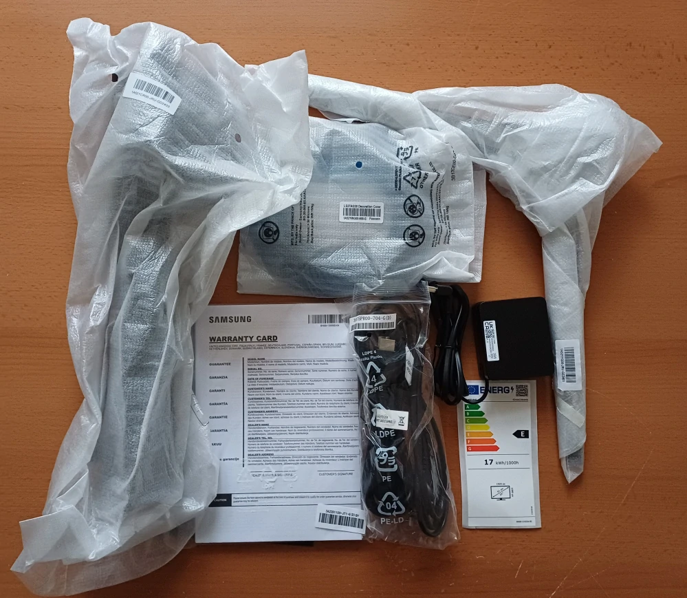 Samsung S24AG304NR – 24" IPS / 165 Hz herní monitor