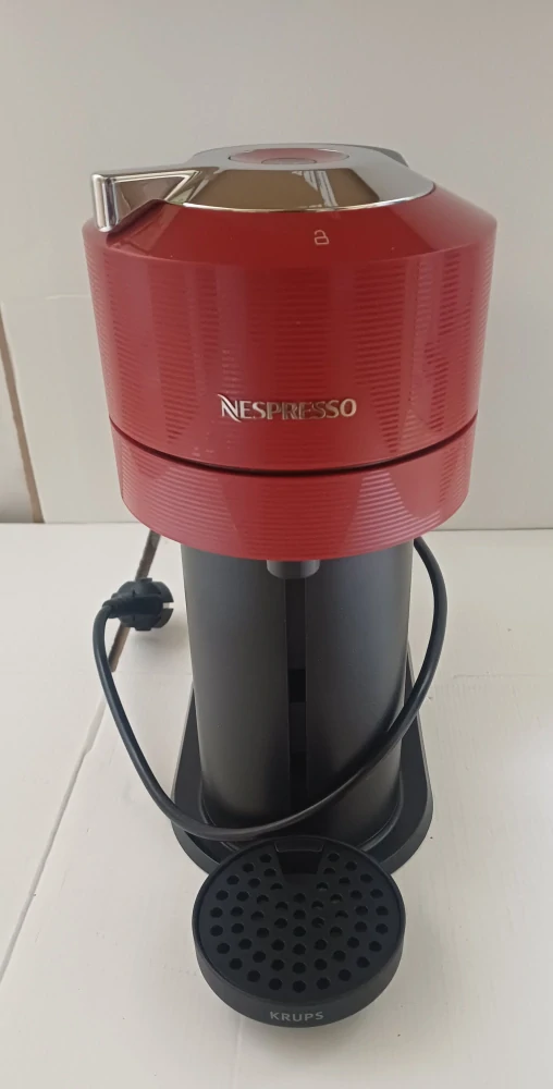 Nespresso Vertuo Next XN910510 Cherry Red by KRUPS